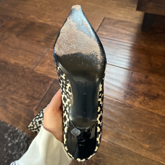 Rene Caovilla White and Black Geometric Print Pumps 40 - Picture 5 of 10